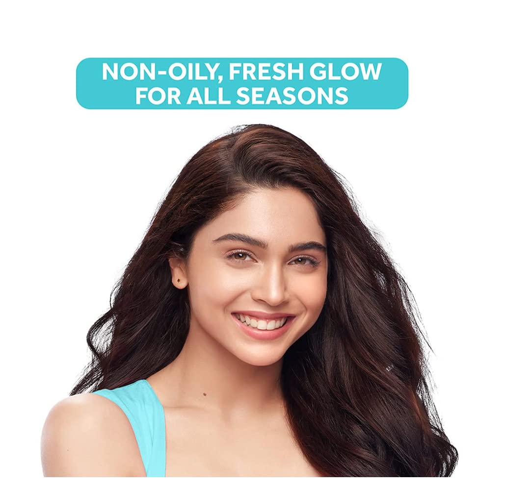 POND'S LIGHT MOISTURIZER FOR SOFT, GLOWING SKIN, WITH VITAMIN C, E & NIACINAMIDE, 24HR HYDRATION 100