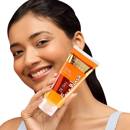 JOVEES HERBAL DETAN FACEWASH FOR GLOWING AND CLEAR SKIN WITH LIQUORICE & BEARBERRY EXT. - 120ML