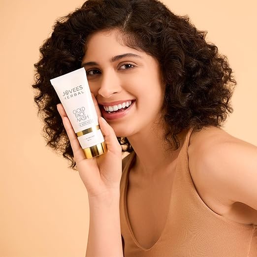 JOVEES HERBAL ULTRA RADIANCE GOLD FACE WASH GIVES CLEAR, NOURISHED & HYDRATED SKIN, 100ML
